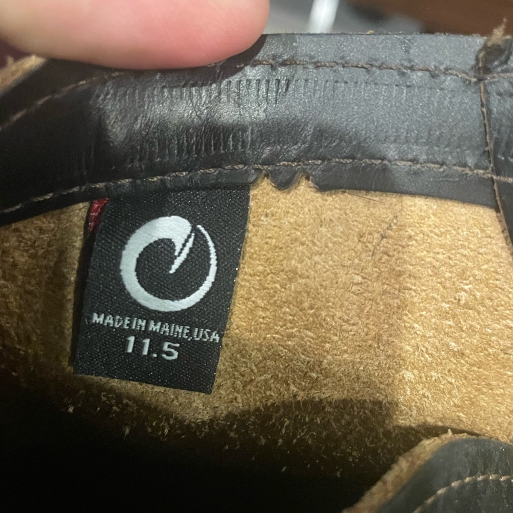 OriginThe Lincoln mini lug Men’s USA 11.5. Wore outside 1X. - Picture 4 of 5